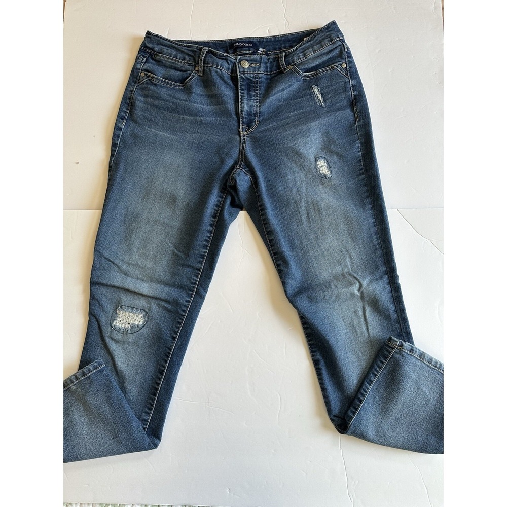 Bandolino Straight Leg Women's size 6 Medium Wash Blue Denim Jeans